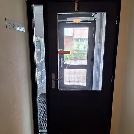 B Center Charming On The Canal 암스테르담