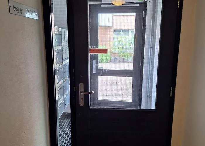 B Center Charming On The Canal 암스테르담