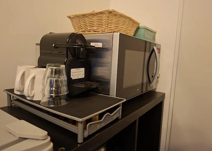 B&B B Center Charming On The Canal