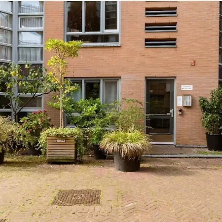 B Center Charming On The Canal * אמסטרדם