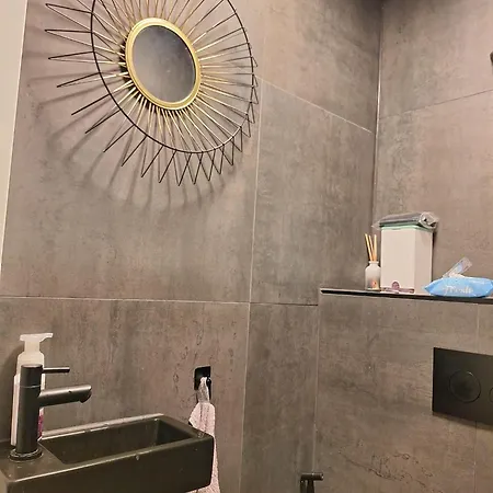 לינה וארוחת בוקר B Center Charming On The Canal